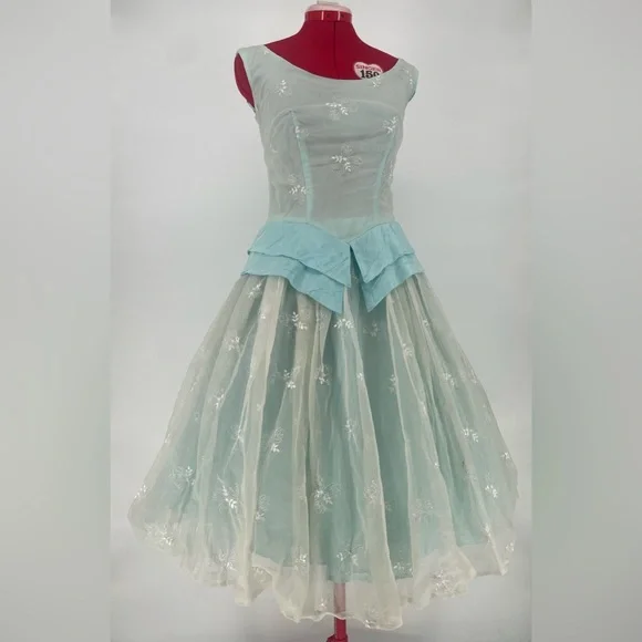 Light Blue 1950s-1960s Fit & Flare Party Dress W/ Bow Back & Embroidered Chiffon - Picture 4 of 16